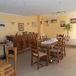 לינה וארוחת בוקר Et Table D'hotes Les Trois Marquets
