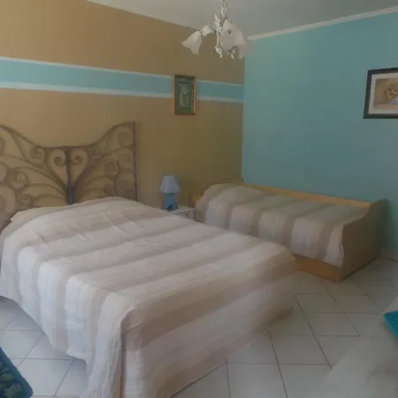 Et Table D'hotes Les Trois Marquets Nocleg ze śniadaniem 3*