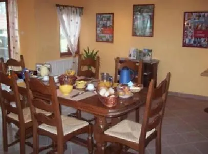 Et Table D'hotes Les Trois Marquets 3* Bourthes