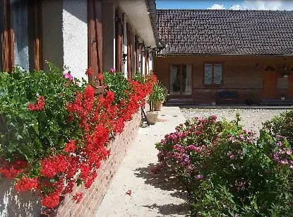Et Table D'hotes Les Trois Marquets 3* Bourthes