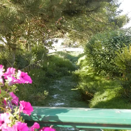 Bed & Breakfast Et Table D'hotes Les Trois Marquets Bourthes