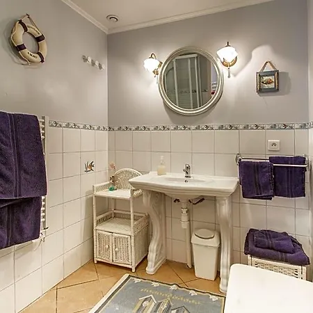 Et Table D'hotes Les Trois Marquets 3* Bourthes
