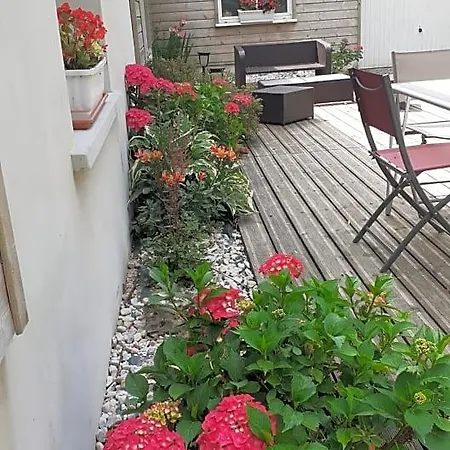 Et Table D'hotes Les Trois Marquets לינה וארוחת בוקר 3*