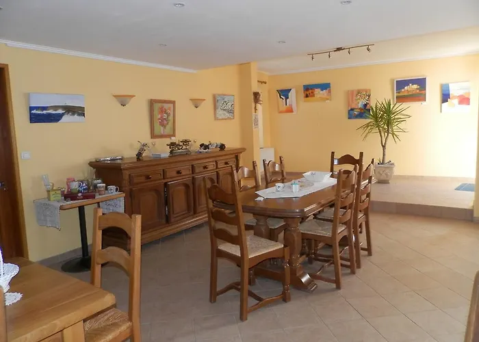 Couette-café Et Table D'hôtes Les Trois Marquets