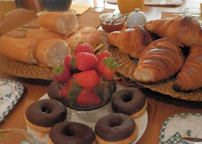 Couette-café Et Table D'hôtes Les Trois Marquets